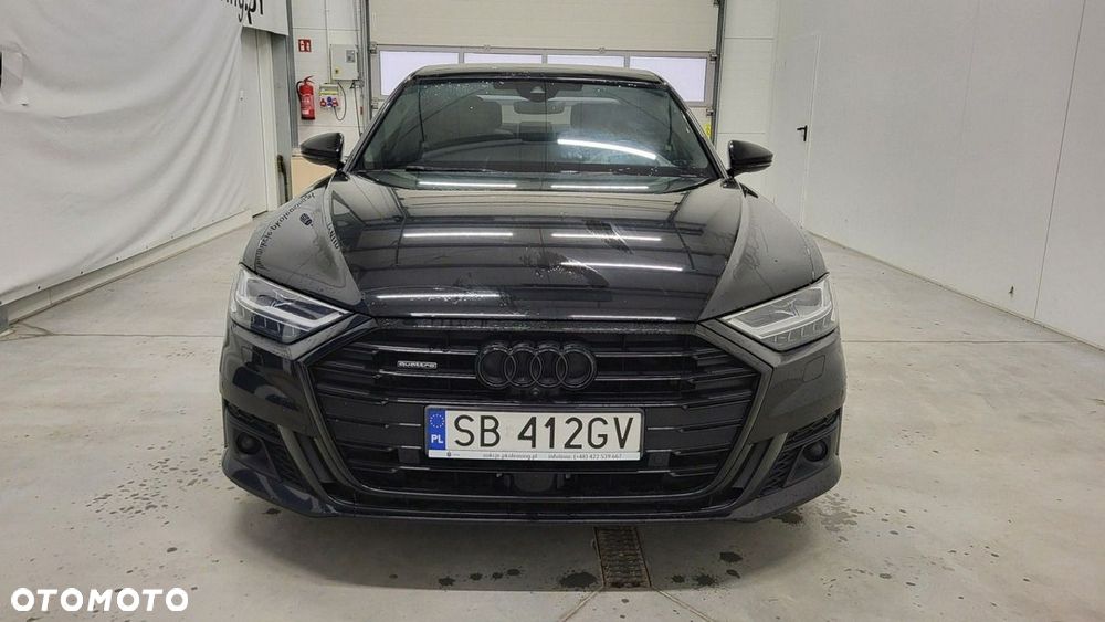 Audi A8 - 2