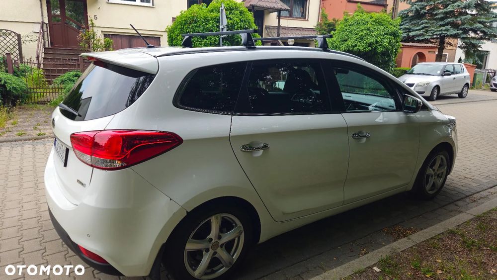 Kia Carens 1.7 CRDi L 7os - 3