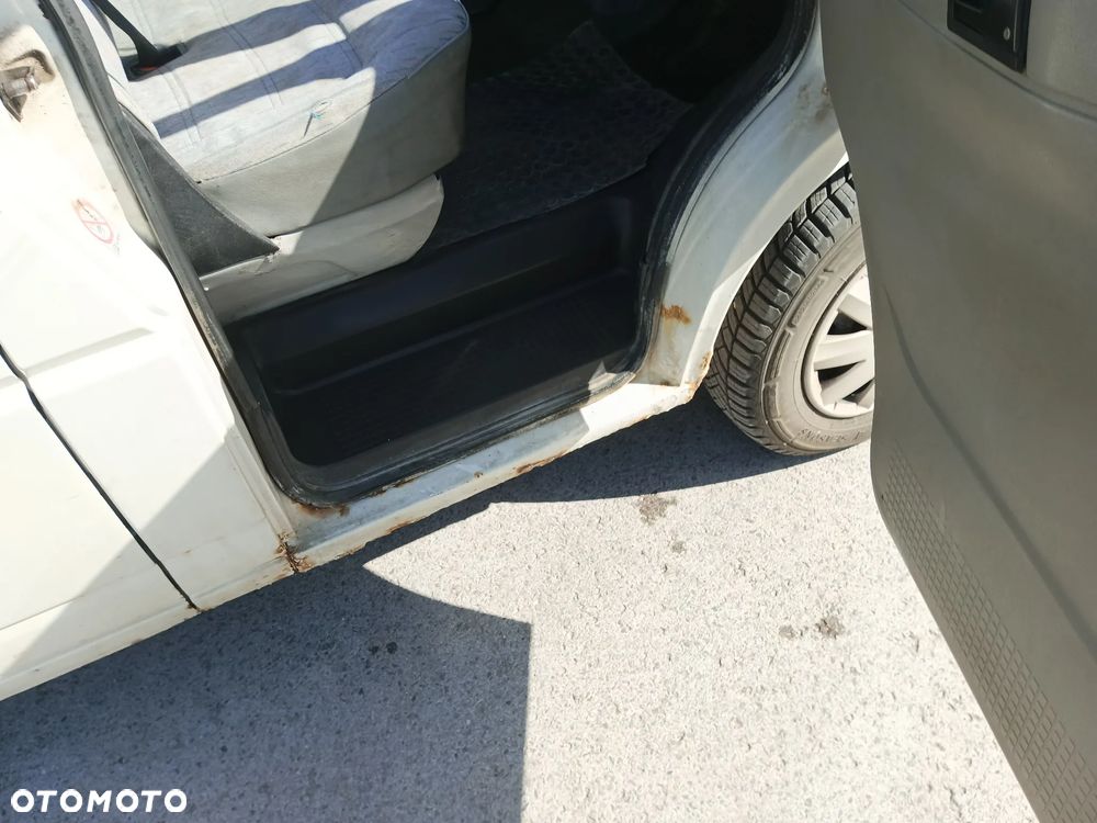Volkswagen Transporter - 10
