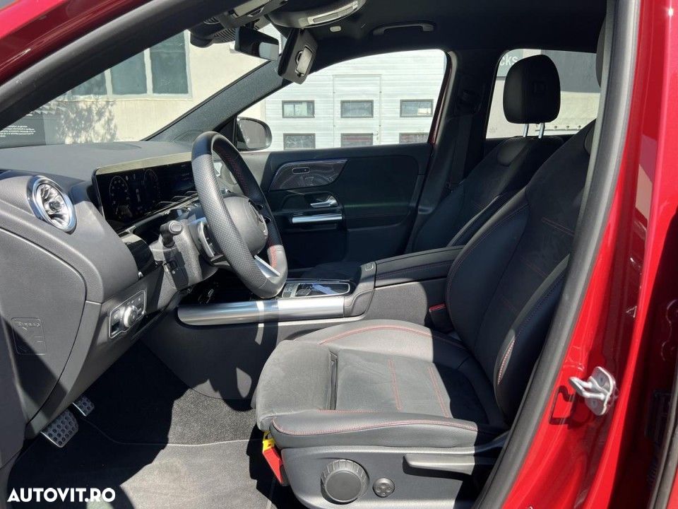 Mercedes-Benz GLA - 14