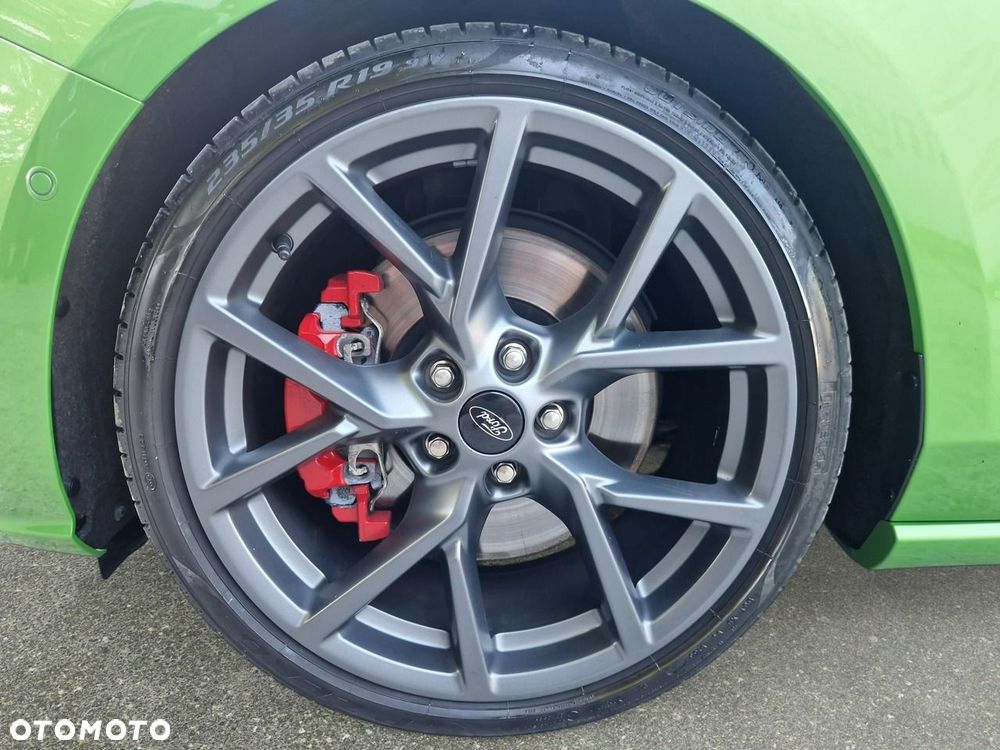 Ford Focus - 9
