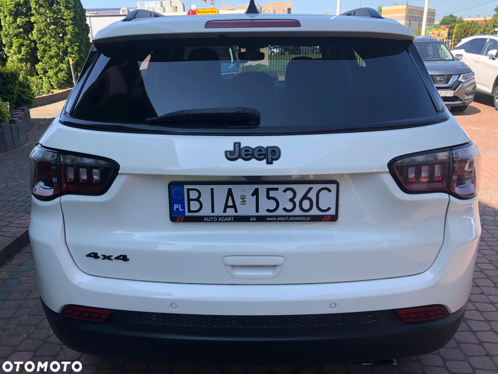 Jeep Compass - 12