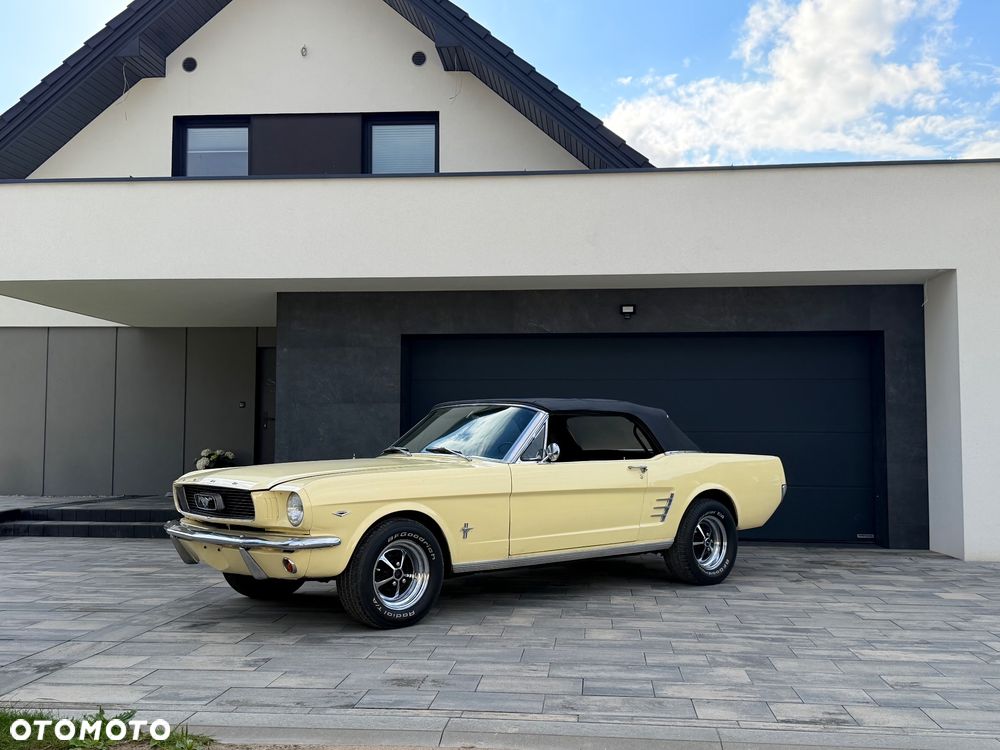 Ford Mustang - 5