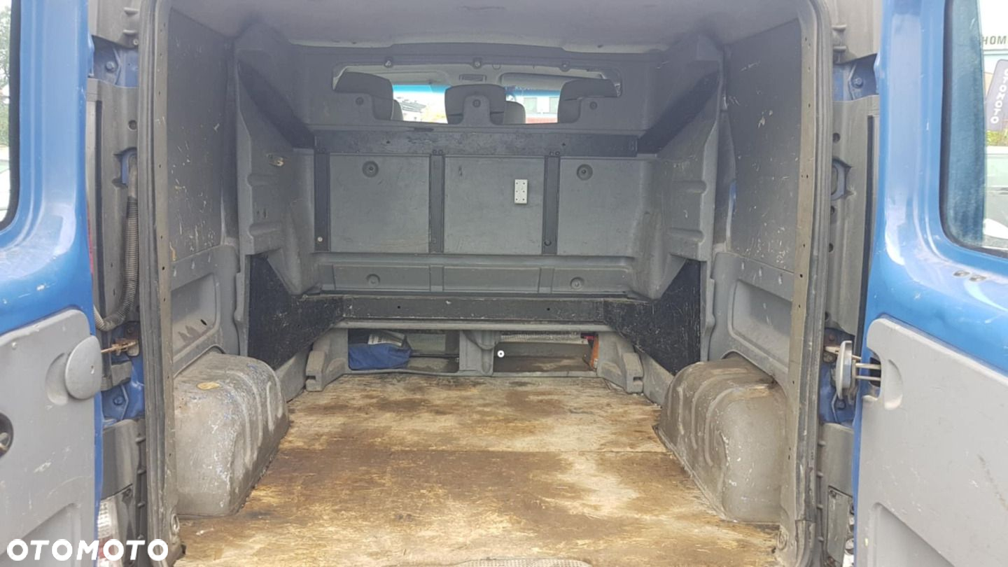 Renault Trafic - 9