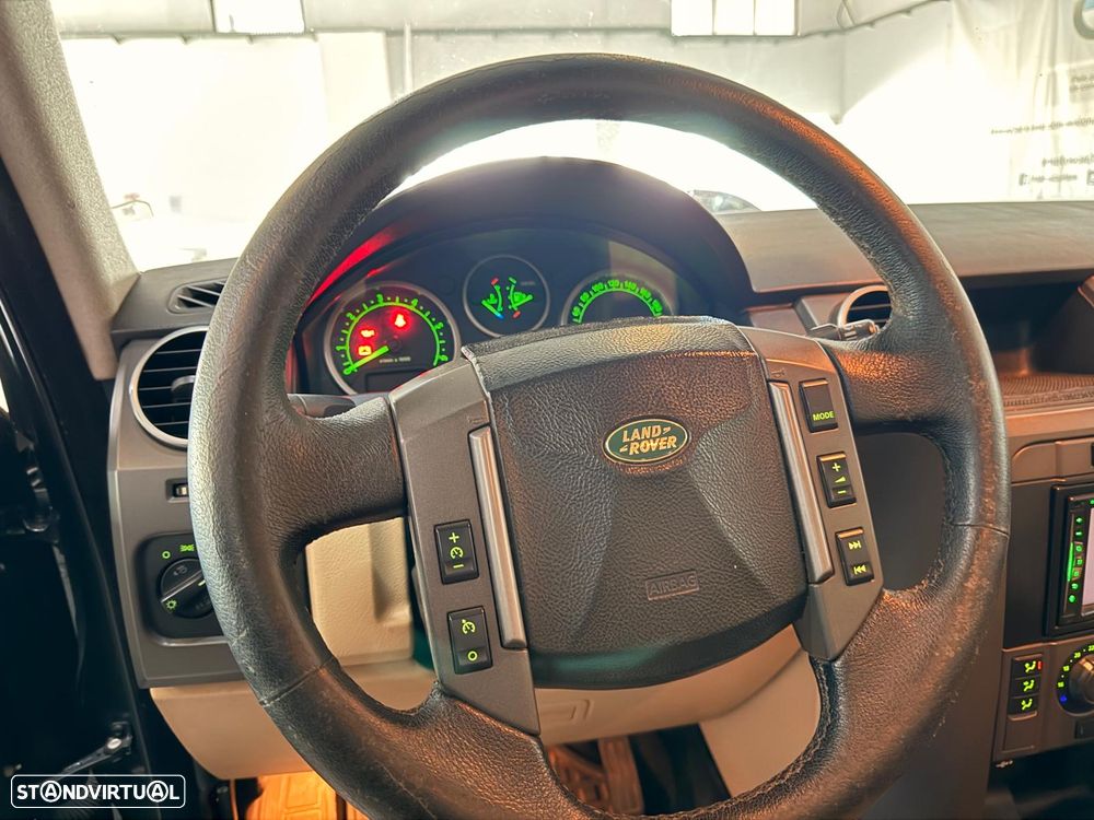 Land Rover Discovery 2.7 TD V6 HSE Auto. - 14