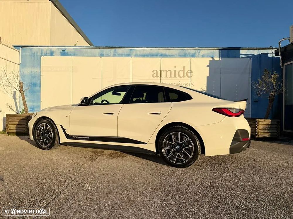 BMW i4 eDrive40 Pack Desportivo M - 31