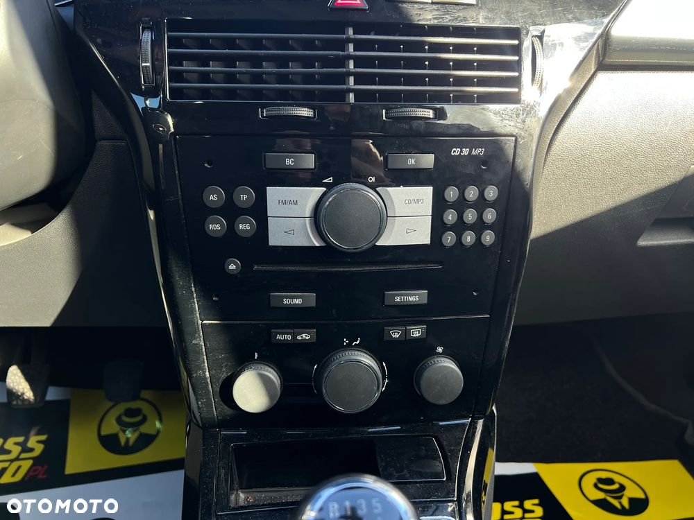 Opel Astra - 19