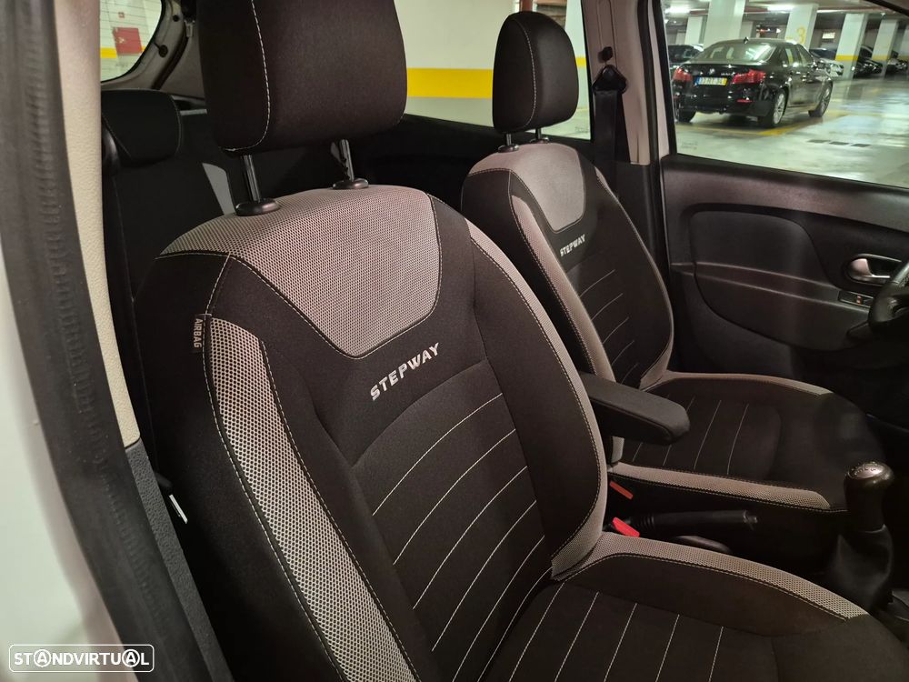 Dacia Sandero 0.9 TCe Stepway Bi-Fuel - 40