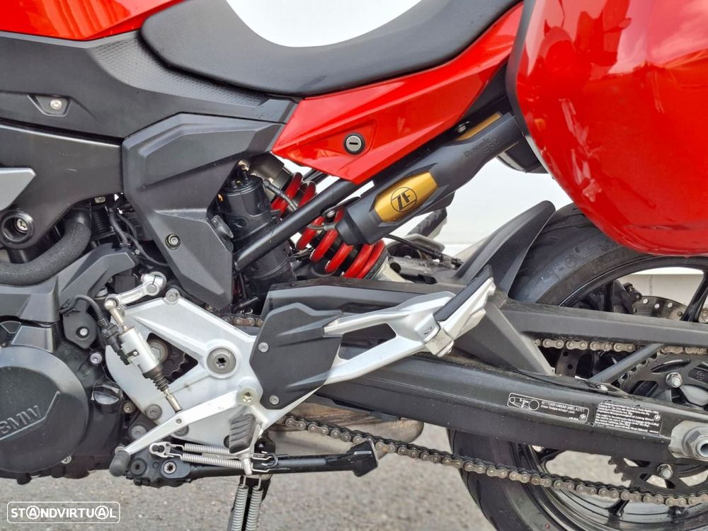 BMW F 900 XR Racing-Red - 8