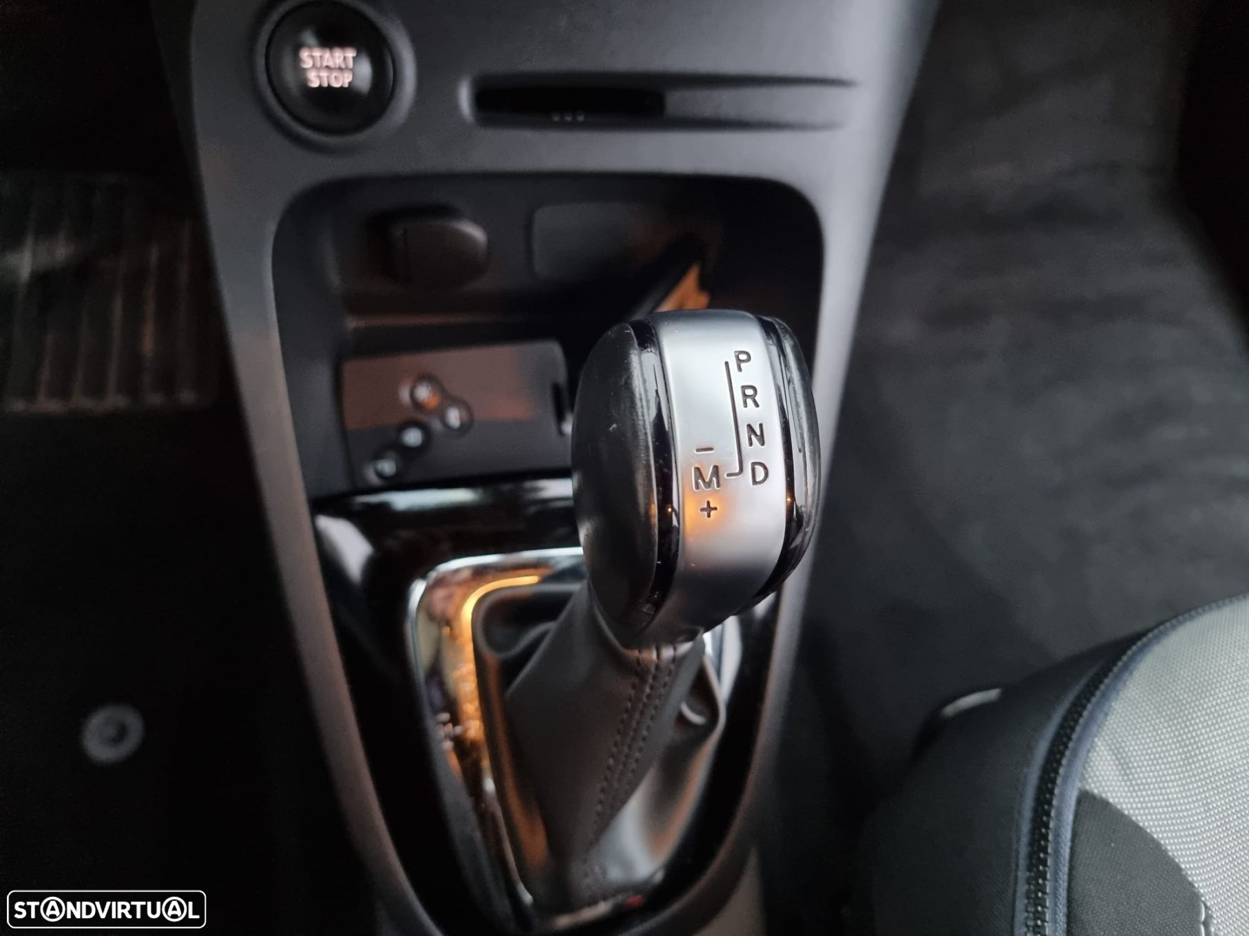 Renault Captur 1.5 dCi Exclusive EDC - 13