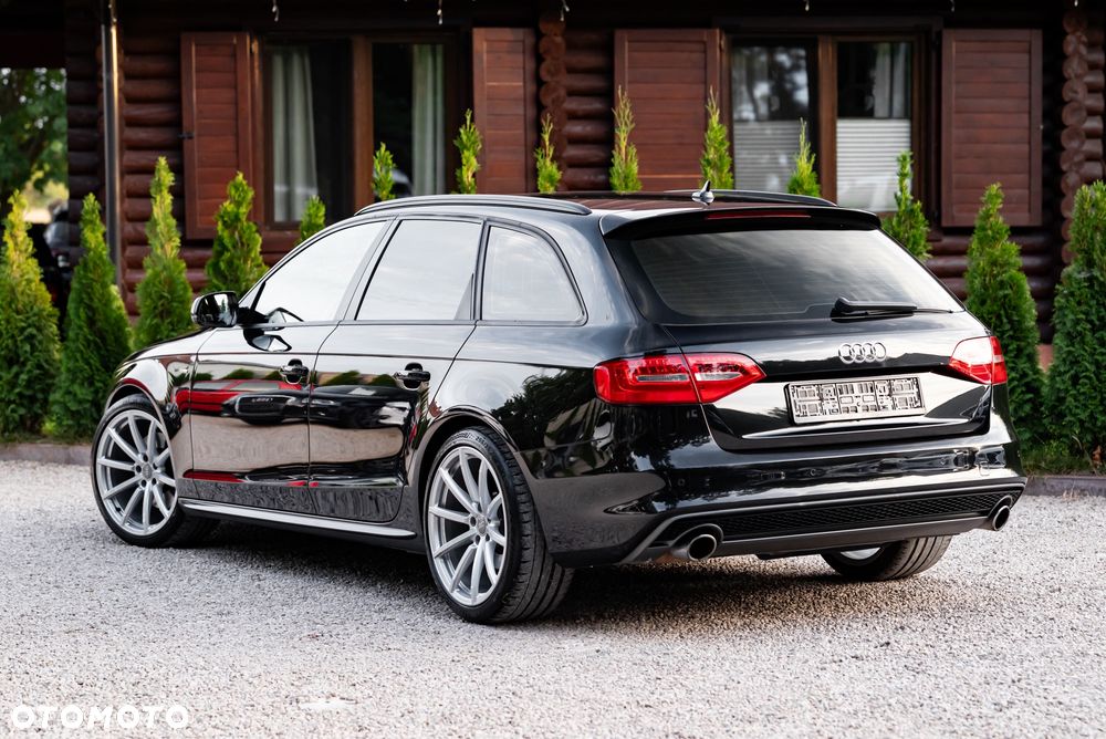 Audi A4 Avant 2.0 TFSI Quattro S tronic - 13