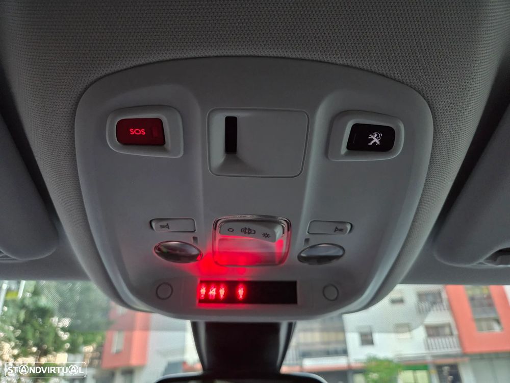 Peugeot 308 PureTech 130 EAT8 Allure - 36