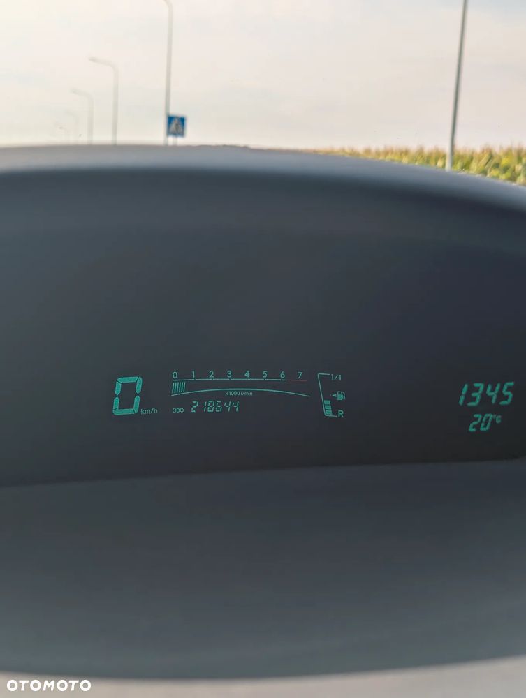 Toyota Yaris - 14