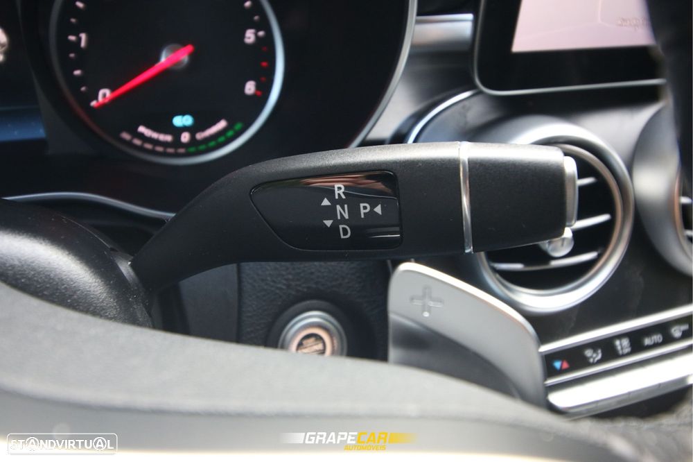 Mercedes-Benz C 300 de AMG Line - 24