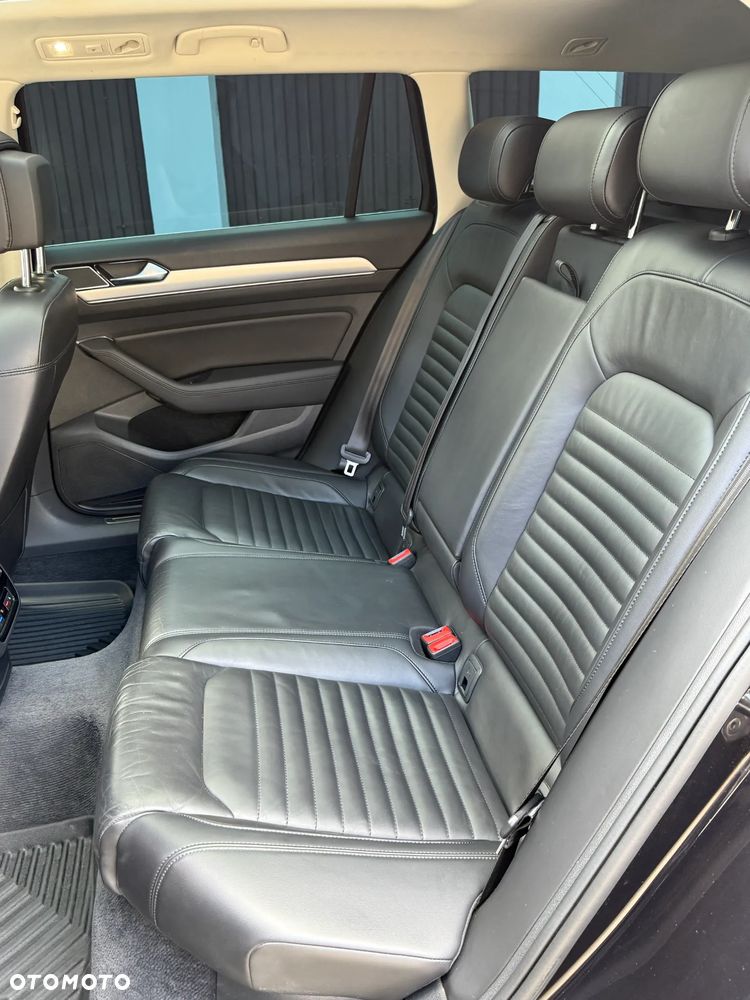Volkswagen Passat Alltrack 2.0 TDI Bi-Turbo SCR 4Mot DSG - 29