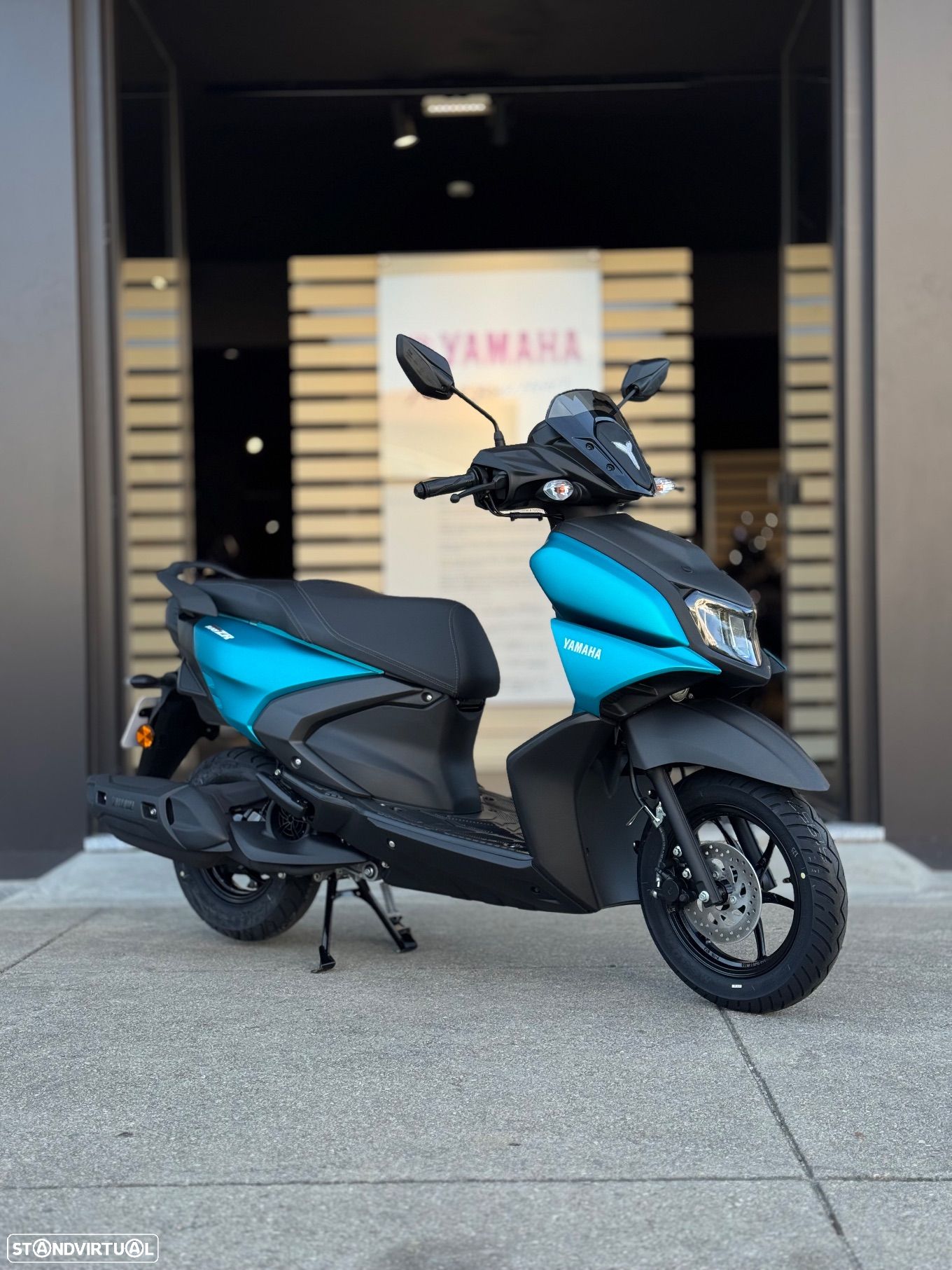 Yamaha RayZR - 1