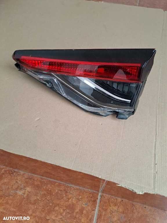 Stop dreapta pe portbagaj Toyota Corolla E21 berlina an 2019-2022 - 2