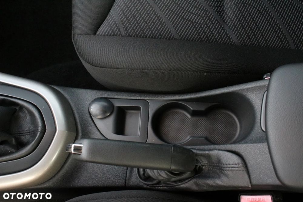 Peugeot 308 1.6 HDi Access - 35