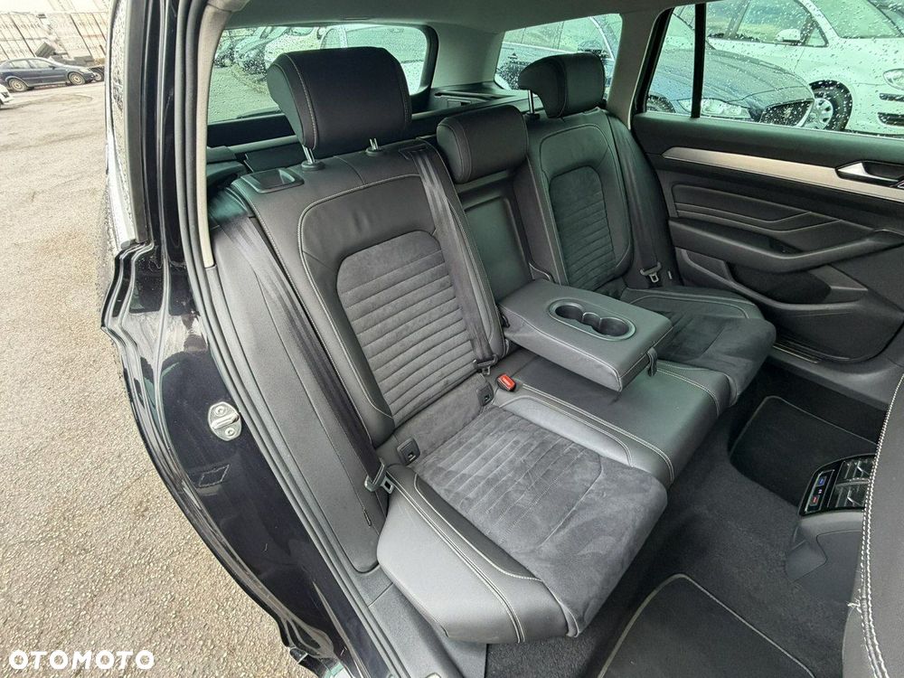 Volkswagen Passat - 28