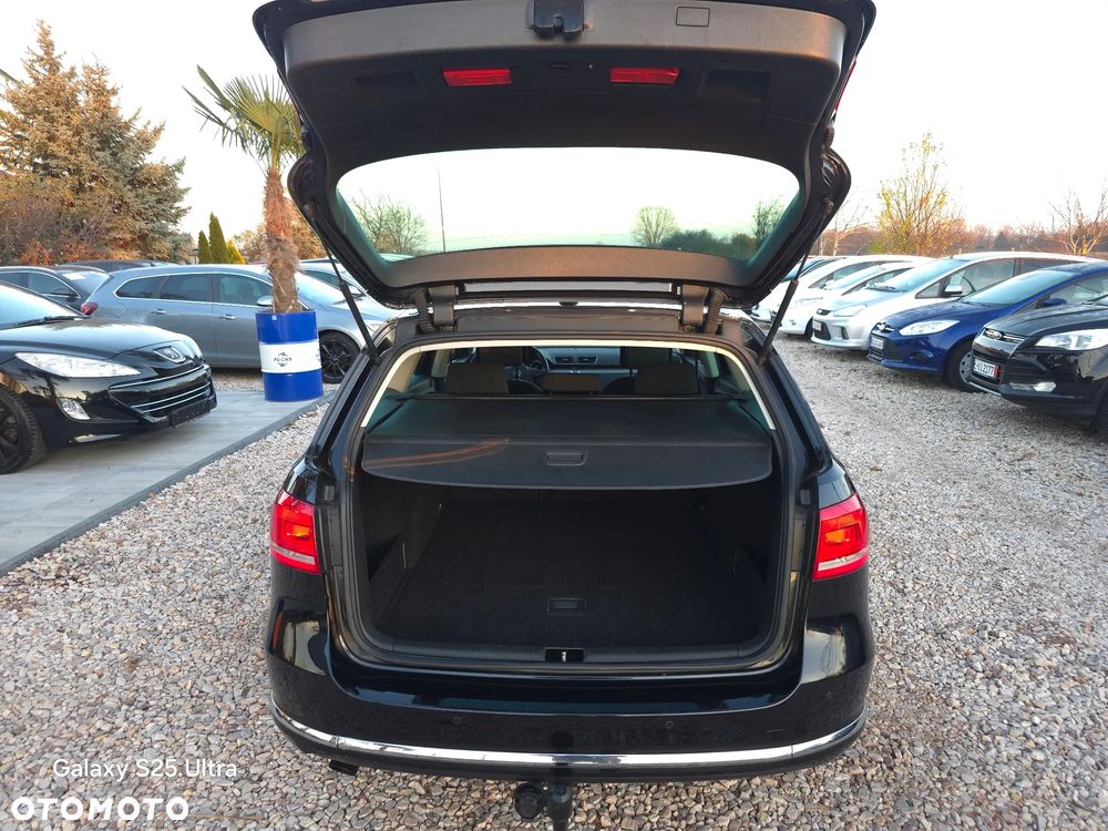 Volkswagen Passat - 38