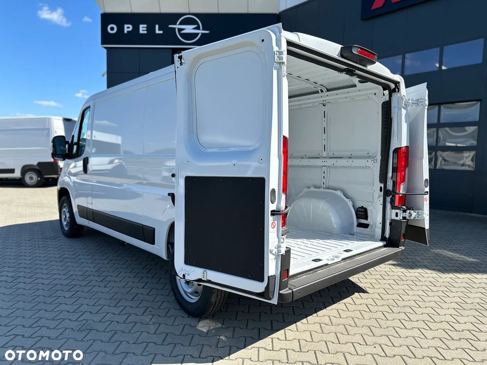 Opel MOVANO Furgon L2H1 3.3T  Diesel 2.2 140 KM Manual - 6