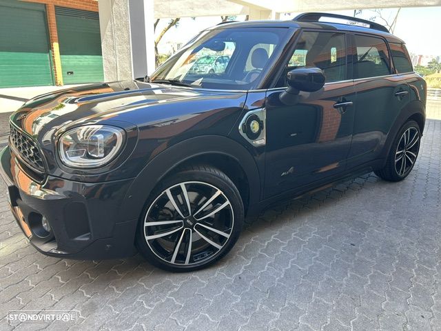 MINI Countryman Cooper SE ALL4 Auto - 1