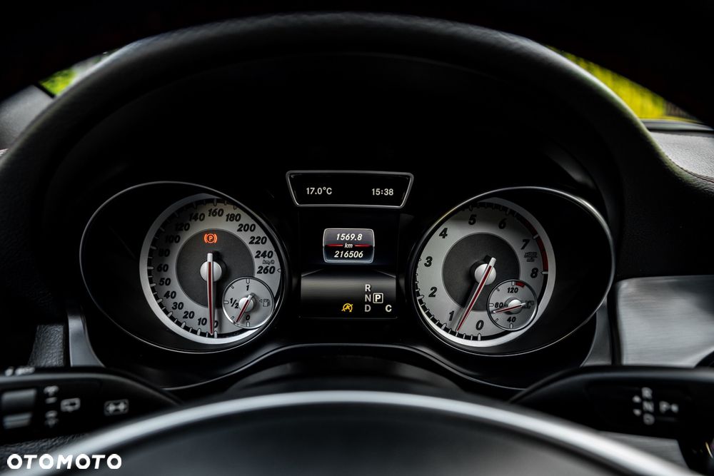 Mercedes-Benz CLA 250 4Matic 7G-DCT Sport - 31