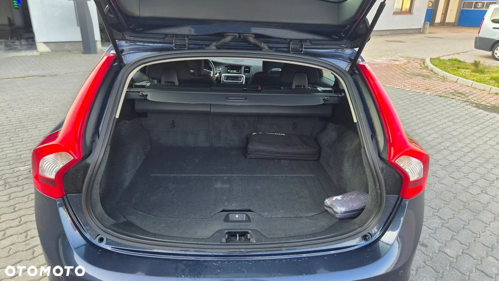 Volvo V60 D4 Edition Pro - 8