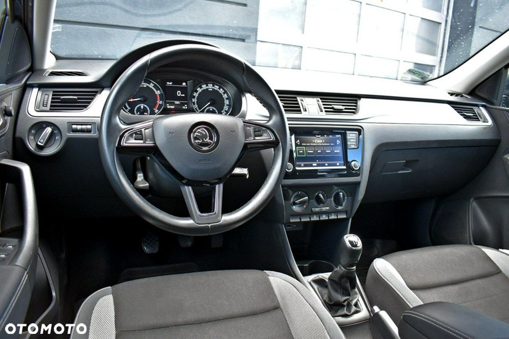 Skoda RAPID 1.0 TSI Ambition - 12
