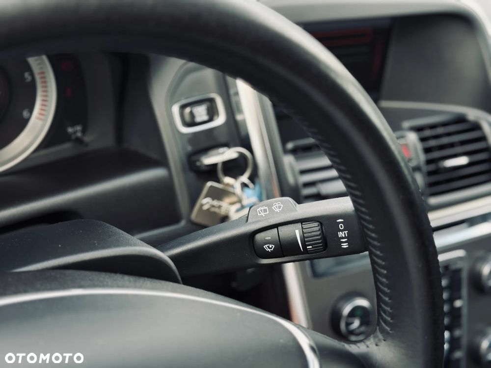 Volvo XC 60 D4 Summum - 29