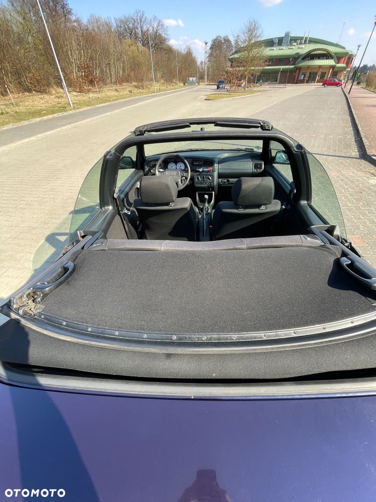 Volkswagen Golf 1.8 GL - 10