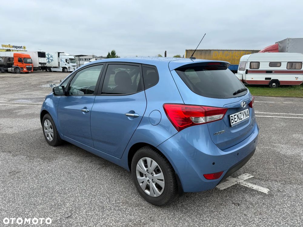 Hyundai ix20 1.4 blue Comfort - 29
