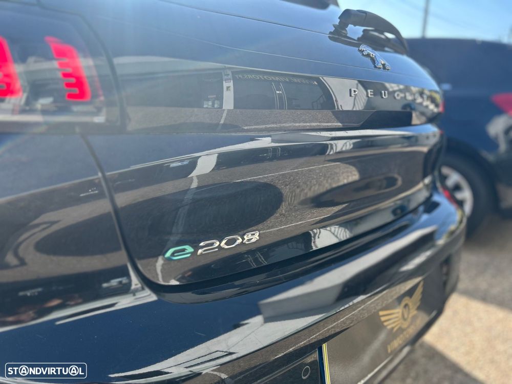Peugeot e-208 50 kWh GT Pack - 11