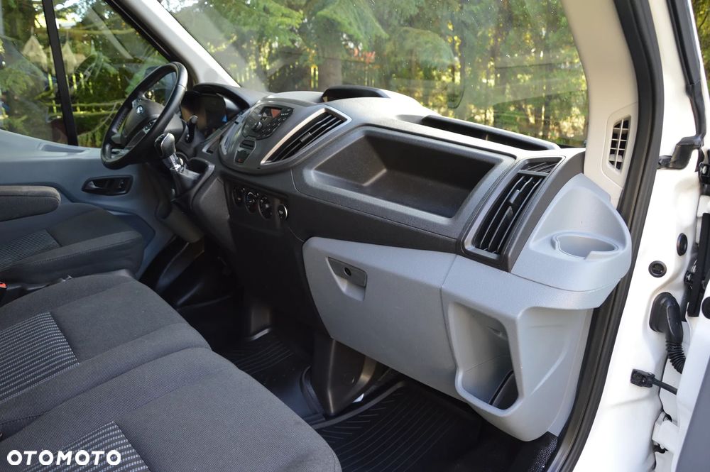 Ford Transit - 29