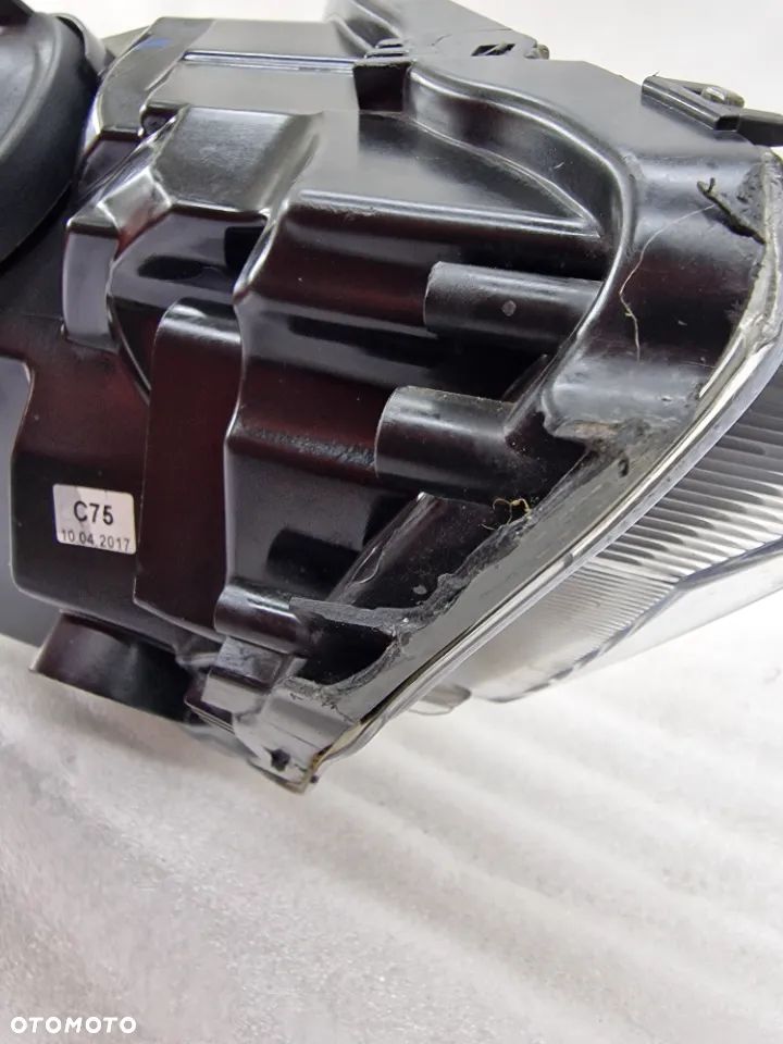 SKODA FABIA III 6V1 14- ZWYKŁA LEWA LAMPA PRZEDNIA PRZÓD , NR 6V1941015C , NR AUKCJI LL133 - 11
