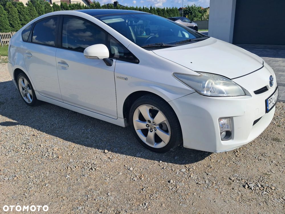 Toyota Prius 1.8 HSD Premium - 5