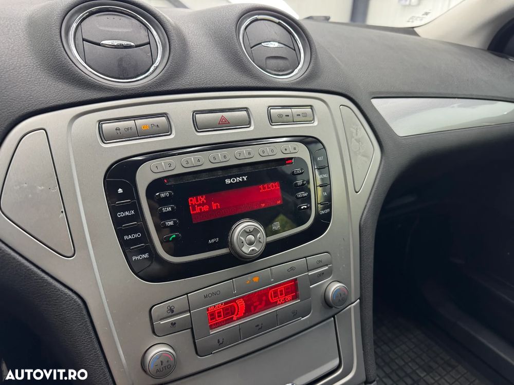 Ford Mondeo - 17