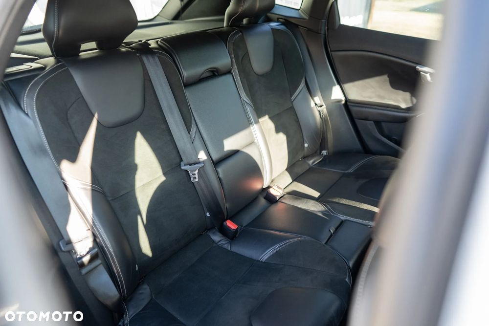Volvo V40 D2 RDesign - 9