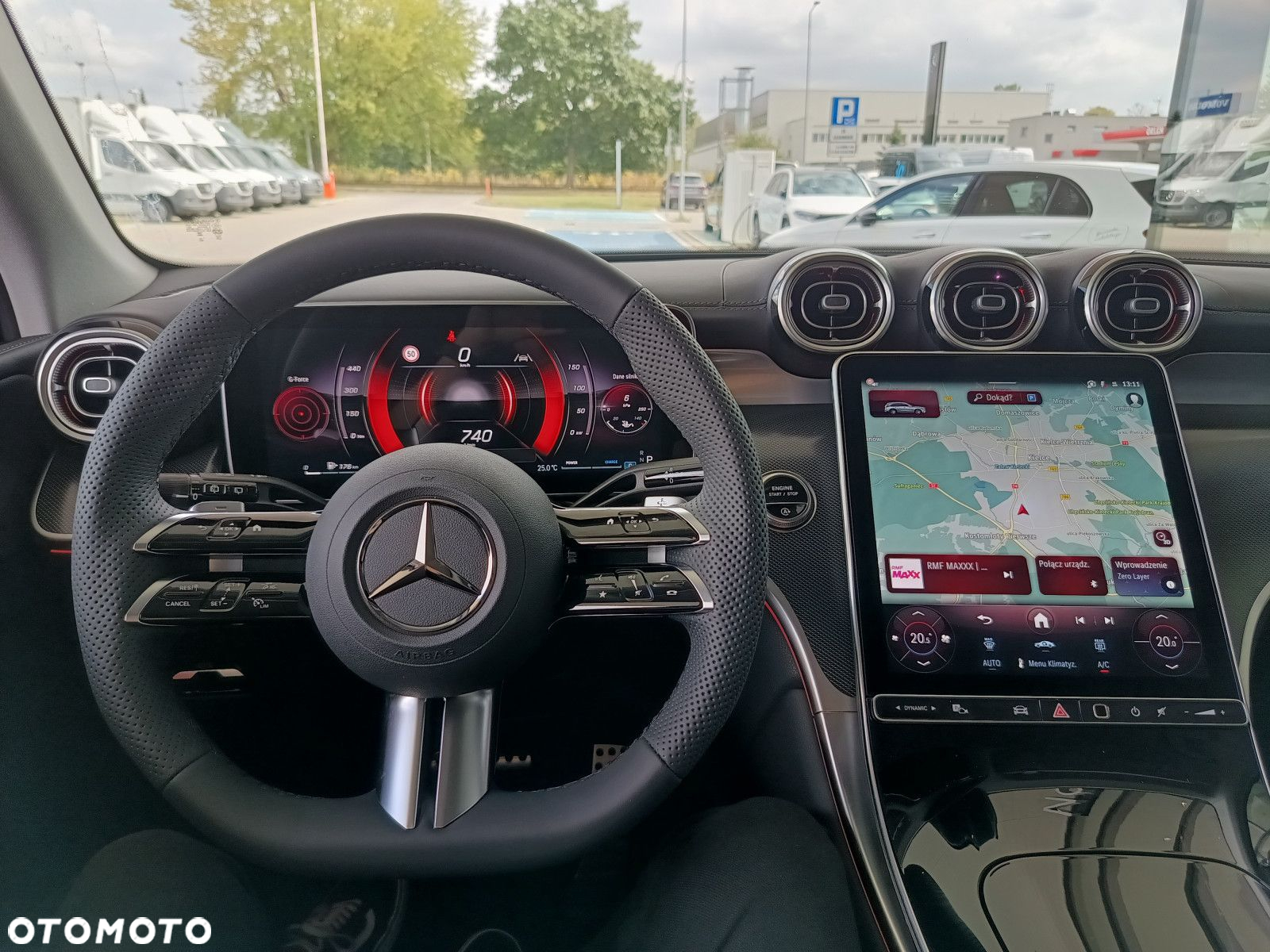 Mercedes-Benz GLC - 29