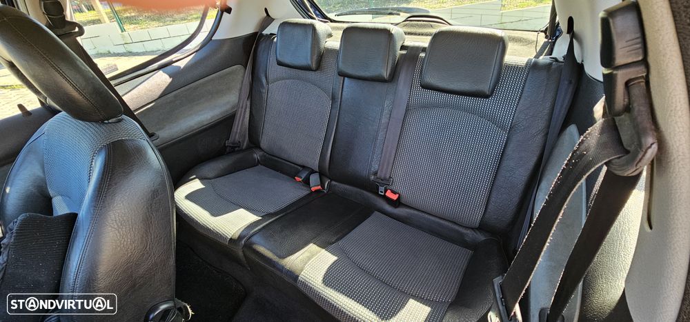 Peugeot 206 1.6 GTi - 9