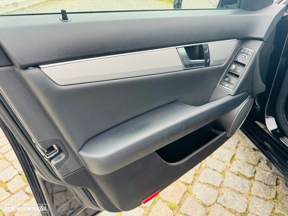 Mercedes-Benz C 220 Station CDI DPF Avantgarde - 37