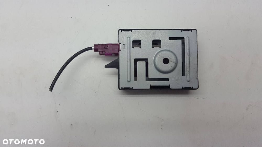WZMACNIACZ ANTENOWY BMW F31 2018 9325735 - 3