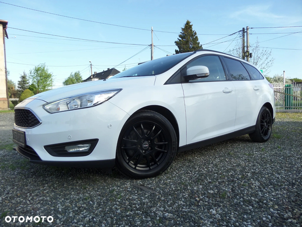 Ford Focus 1.5 EcoBlue Start-Stopp-System TITANIUM X