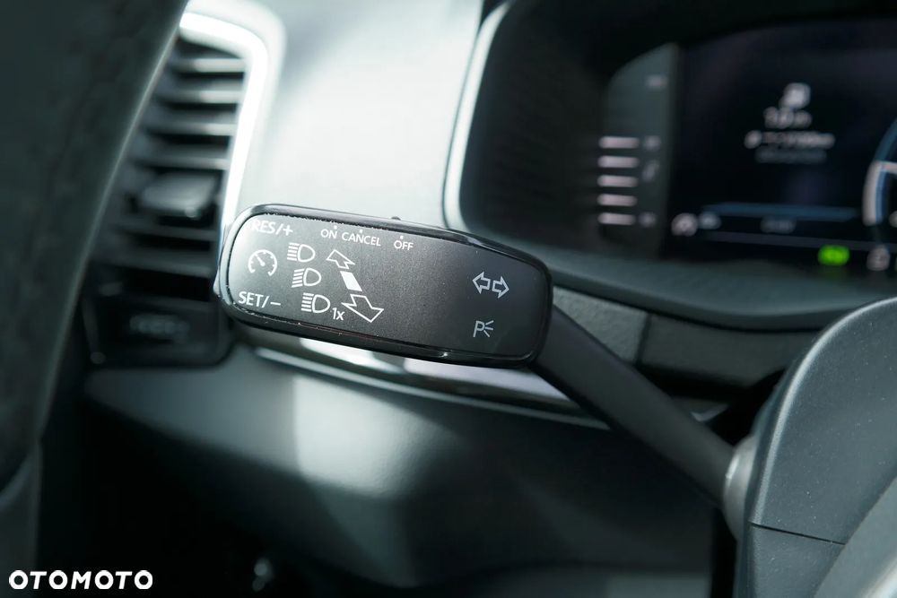 Skoda Karoq 1.5 TSI ACT Style DSG - 18