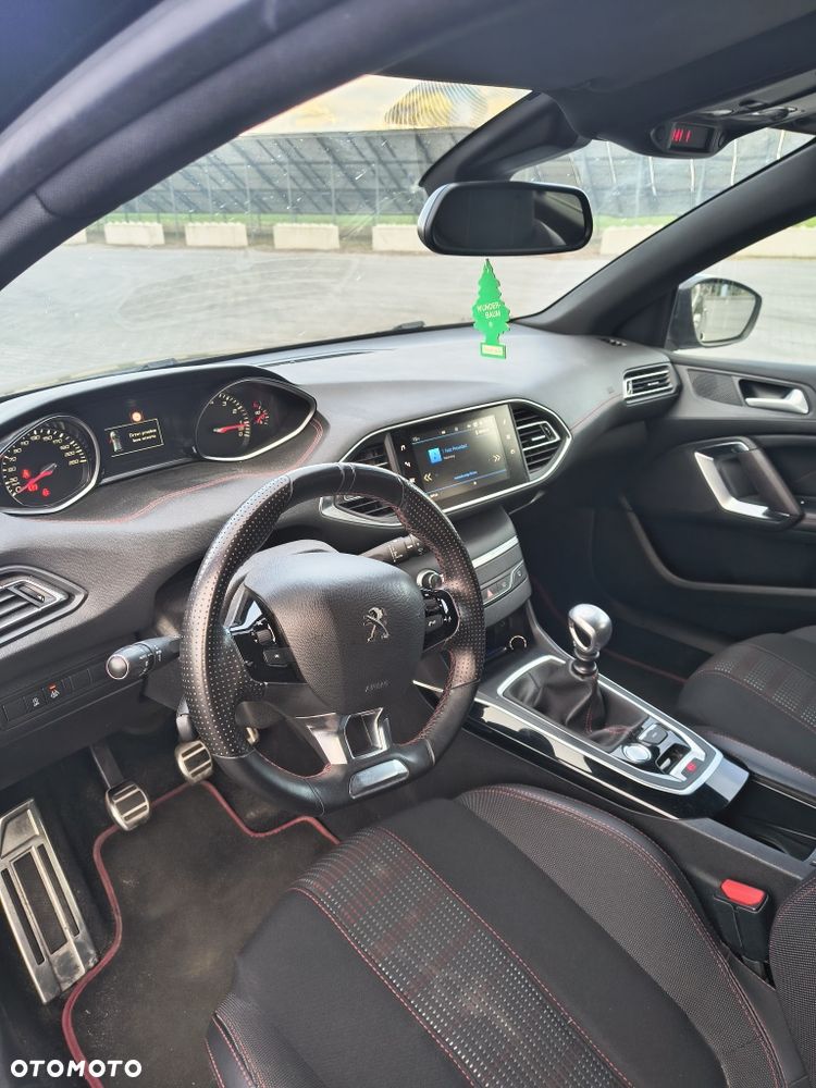 Peugeot 308 - 6
