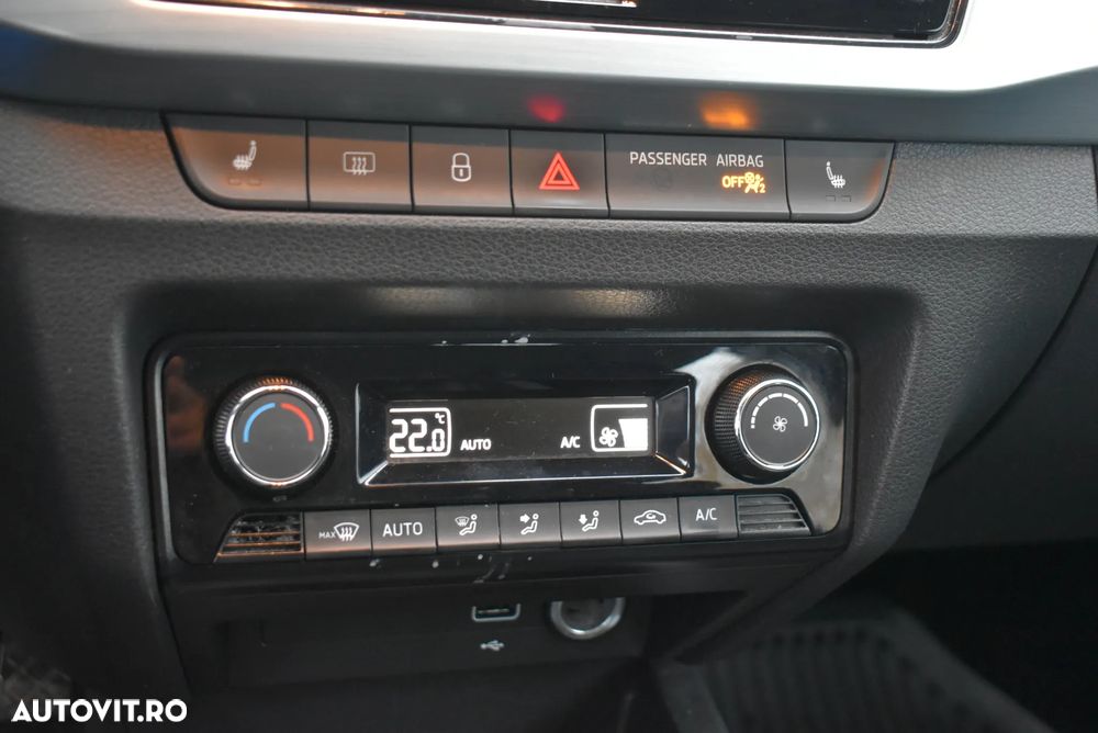 Skoda Fabia 1.0 MPI Ambition - 11