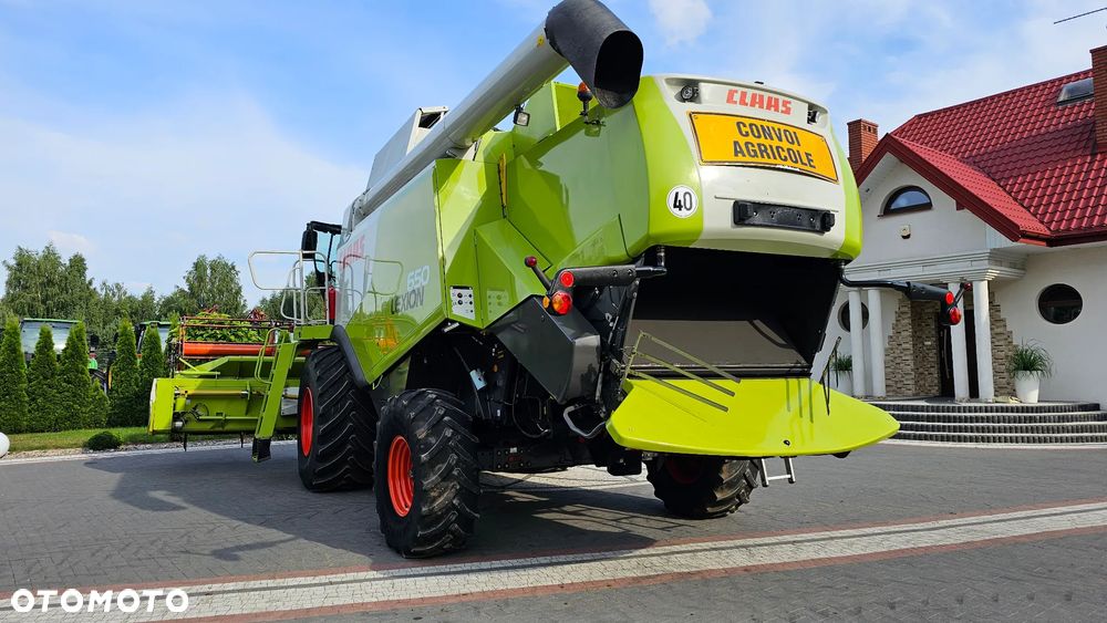 Claas Lexion 650 2011r. V 660   Tucano 560  Kombajn do Zboża  Lexion 660 Tucano 450  Tucano 550 Lexion 550 john T550 jOHN wts - 15