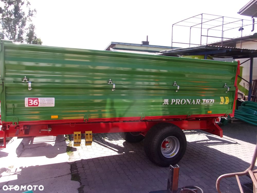 Pronar Przyczepy jednoosiowe Pronar T-655 2,5 tony, T654/2 4,7 tony T671 5-ton, Przyczepa Wodziński WTP1W1-3,5 tony,  WTP1W0-1 tona,  Przyczepa PR3T Euro-Masz 3 tony - 2