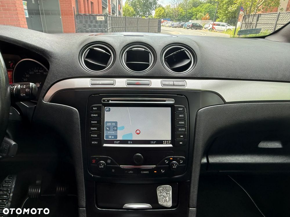 Ford Galaxy 1.6 EcoBoost Start/Stop Business Edition - 19