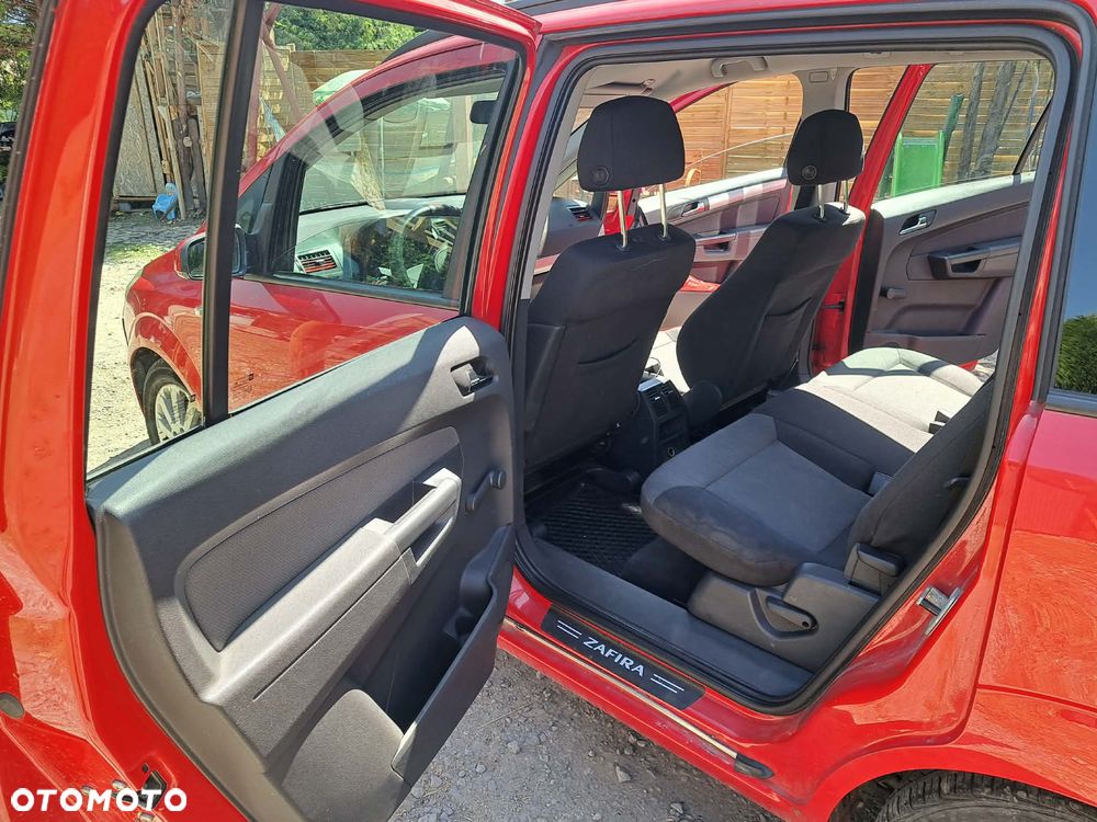 Opel Zafira - 8